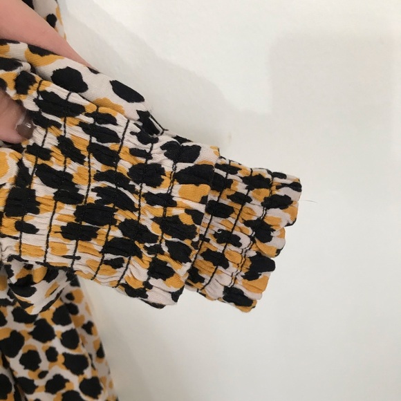 Ann Taylor mock neck smocked leopard print dress XS - Picture 3 of 7